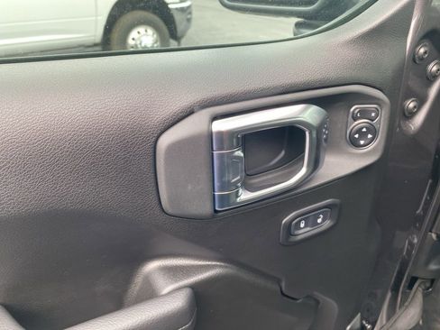 New 2026 Jeep Gladiator Sport image 16