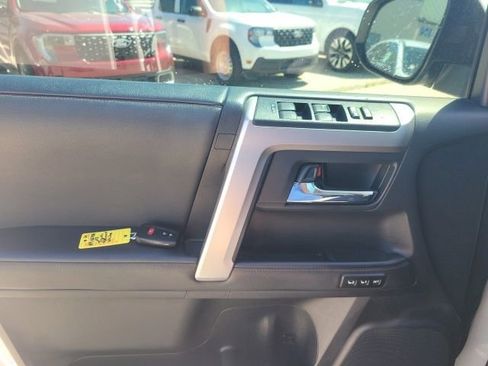 Used 2023 Toyota 4Runner Limited RWD image 18