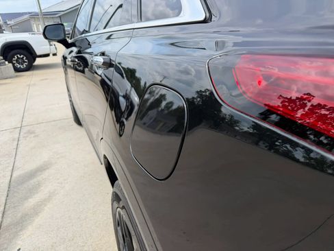 Used 2022 Cadillac XT5 Luxury w/ LPO, ONYX Package FWD image 65
