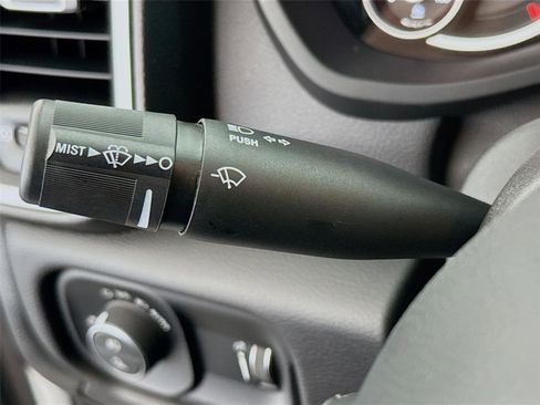 Used 2024 RAM 3500 Big Horn w/ Sport Appearance Package image 5