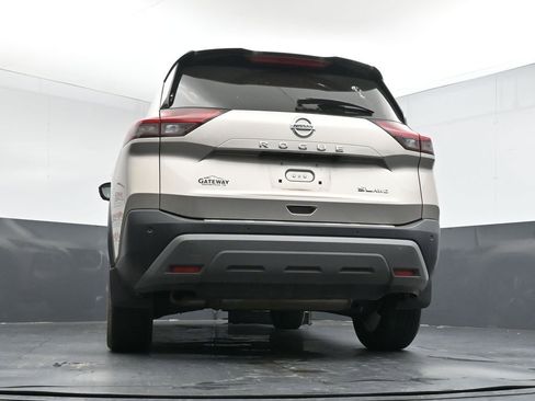 Used 2021 Nissan Rogue SL image 22