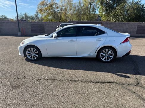Used 2015 Lexus IS 250 image 8
