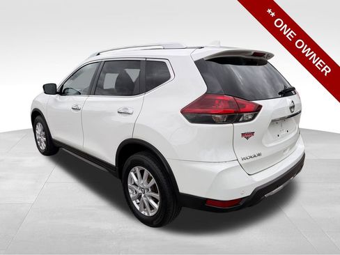 Used 2020 Nissan Rogue SV AWD/4WD image 3