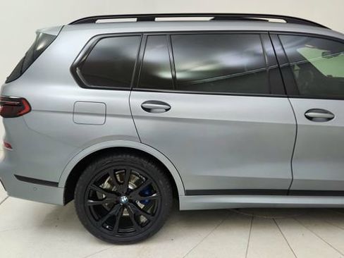Used 2024 BMW X7 xDrive40i w/ M Sport Package image 12