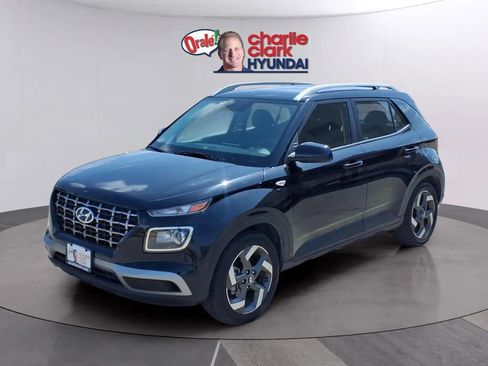 Used 2023 Hyundai Venue SEL w/ Cargo Package image 1