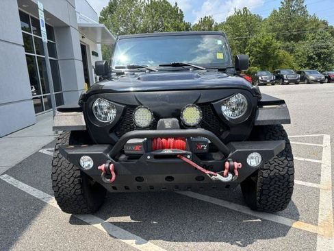 Used 2021 Jeep Wrangler Rubicon AWD/4WD image 3