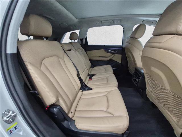 Used 2021 Audi Q7 3.0T Prestige w/ Prestige Package AWD/4WD image 24