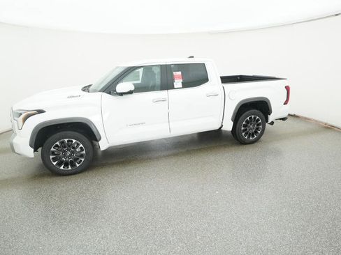 New 2026 Toyota Tundra Limited AWD/4WD image 5