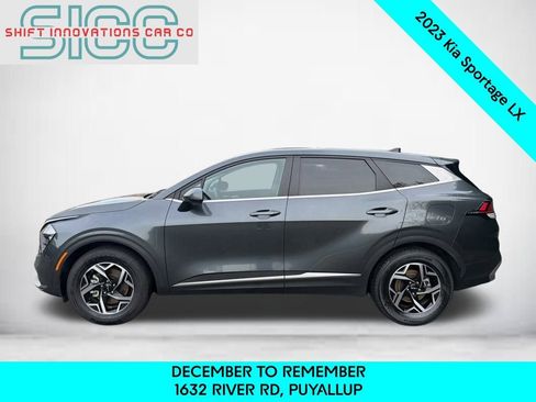 Used 2023 Kia Sportage LX image 3