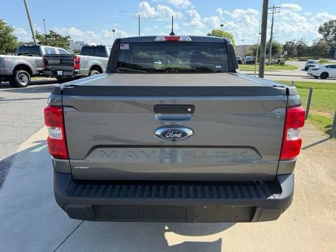 Used 2022 Ford Maverick XLT FWD image 7