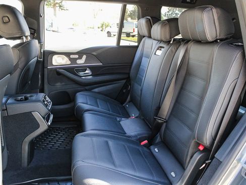 New 2026 Mercedes-Benz GLS 580 4MATIC image 20