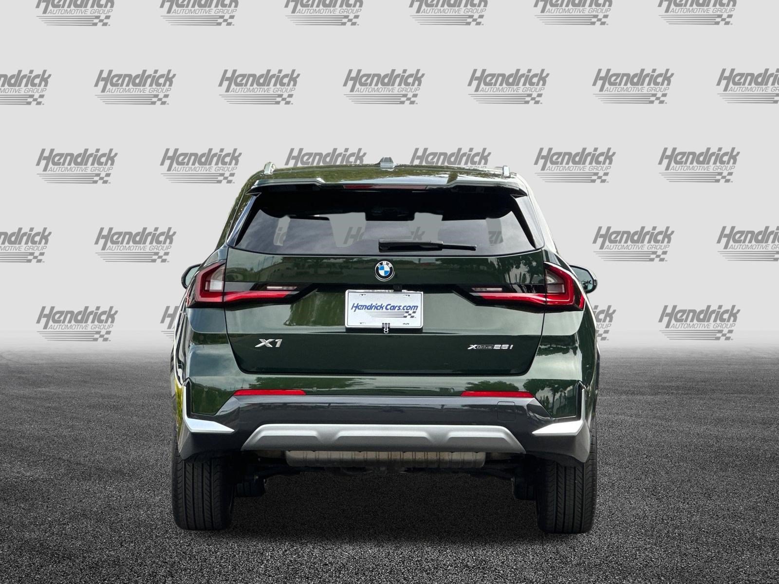 Used 2025 BMW X1 xDrive28i AWD/4WD image 6