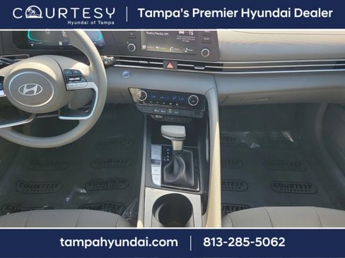 Certified 2025 Hyundai Elantra Blue image 11