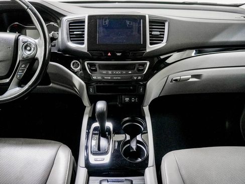 Used 2019 Honda Ridgeline RTL-E image 22