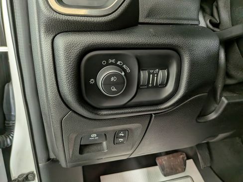 Used 2019 RAM 1500 Sport AWD/4WD image 18