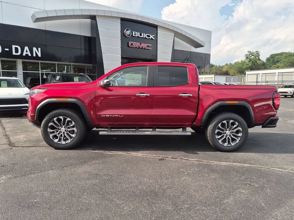 New 2026 GMC Canyon Denali AWD/4WD image 13