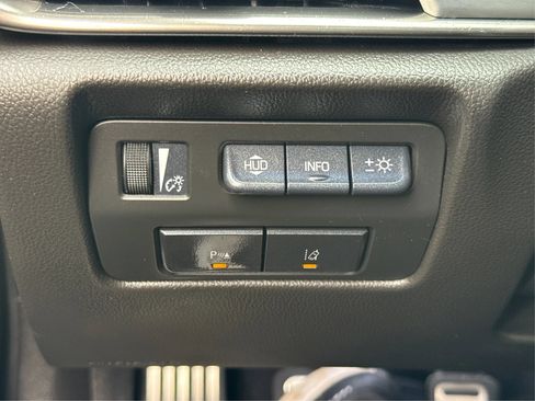 Used 2013 Cadillac ATS Premium w/ Cold Weather Package RWD image 18