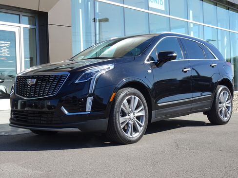 Used 2024 Cadillac XT5 Premium Luxury w/ LPO, Floor Liner Package AWD/4WD image 1