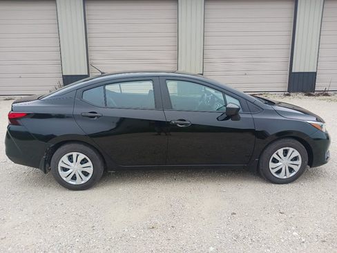 Used 2025 Nissan Versa S w/ Trunk Package FWD image 5