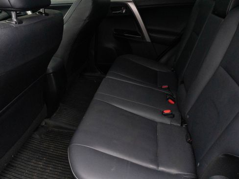 Used 2018 Toyota RAV4 Limited image 36
