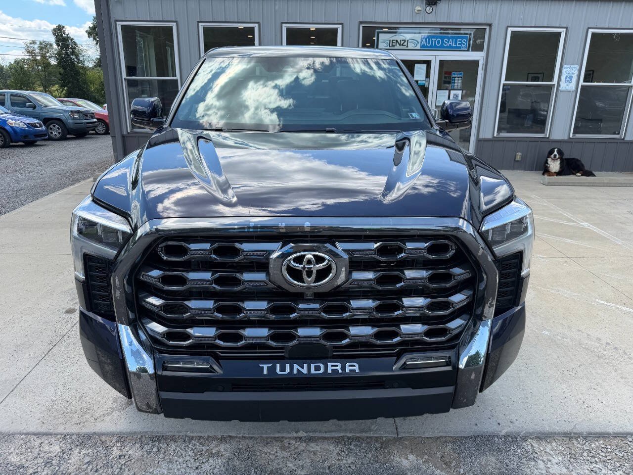 Used 2024 Toyota Tundra Platinum AWD/4WD image 12
