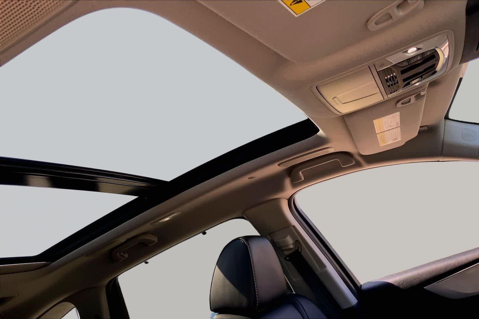 Used 2026 Acura MDX w/ Technology Package FWD image 14