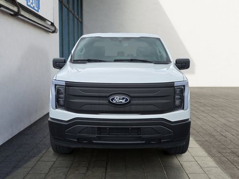 Used 2025 Ford F150 Lightning Pro AWD/4WD image 8