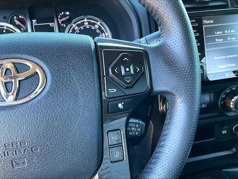 Used 2021 Toyota 4Runner TRD Off-Road image 21
