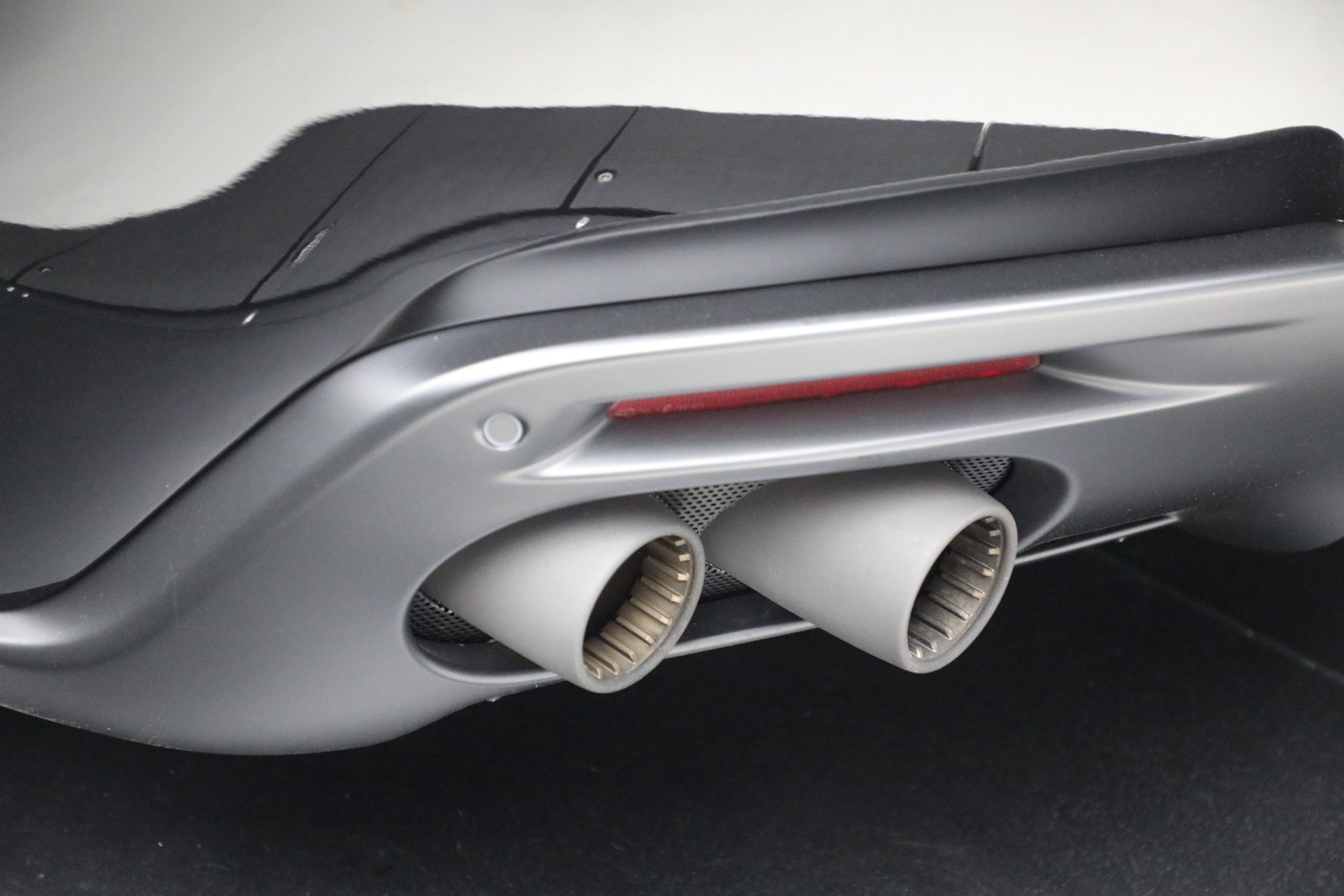 Certified 2021 Ferrari Roma RWD image 25