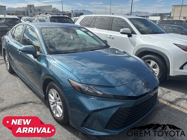 Used 2026 Toyota Camry LE FWD image 16