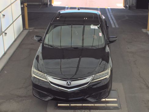 Used 2017 Acura ILX FWD image 2
