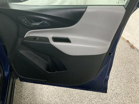 Used 2023 Chevrolet Equinox LT w/ Driver Convenience Package image 40