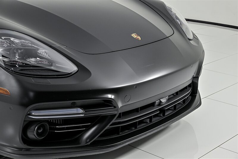 Used 2018 Porsche Panamera Turbo Executive AWD/4WD image 5