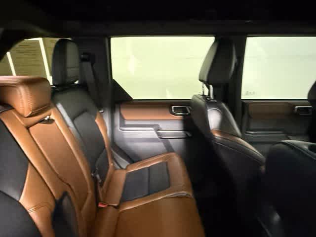 Used 2024 Ford Bronco Outer Banks AWD/4WD image 55