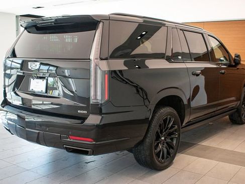 Used 2025 Cadillac Escalade ESV Sport Platinum w/ LPO, Floor Liner Package AWD/4WD image 6