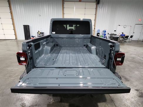 New 2026 Jeep Gladiator Rubicon image 27