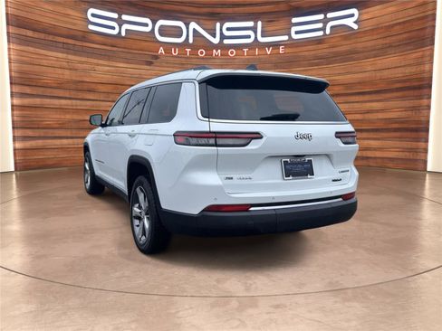 Used 2021 Jeep Grand Cherokee L Limited image 3