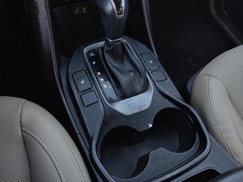 Used 2017 Hyundai Santa Fe Sport image 26