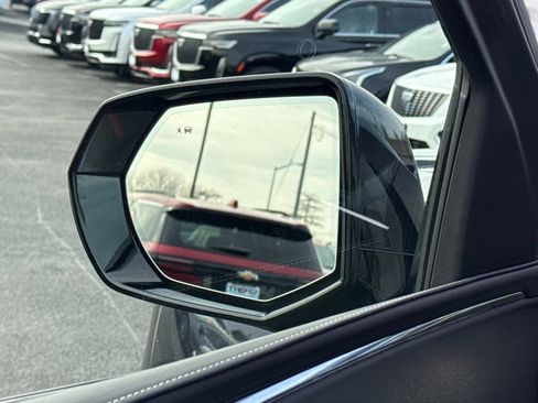 Used 2024 Cadillac Escalade ESV Sport Platinum image 19