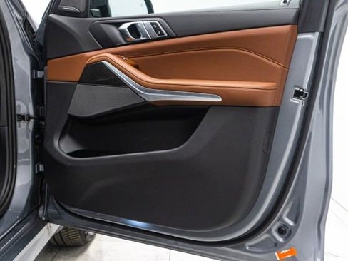 Used 2026 BMW X5 M60i image 31