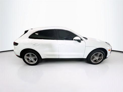 Used 2020 Porsche Macan S image 6