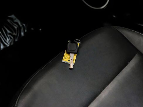 Used 2014 Volkswagen Beetle 2.5 FWD image 54