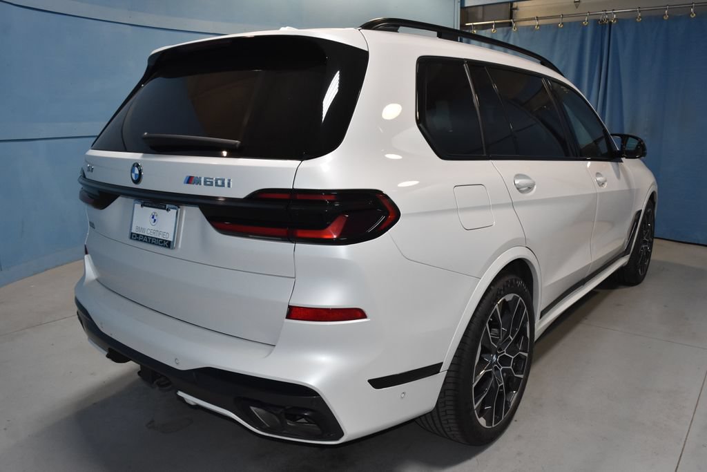 Used 2025 BMW X7 M60i AWD/4WD image 27