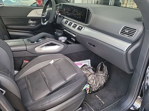 Used 2025 Mercedes-Benz GLS 63 AMG 4MATIC image 16