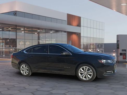 Used 2018 Chevrolet Impala LT image 16
