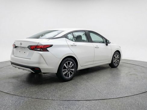 Used 2025 Nissan Versa SV FWD image 9