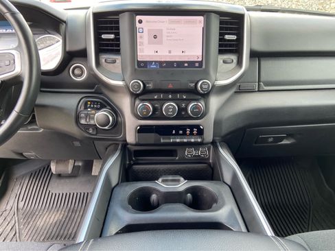 Used 2023 RAM 1500 Big Horn AWD/4WD image 18