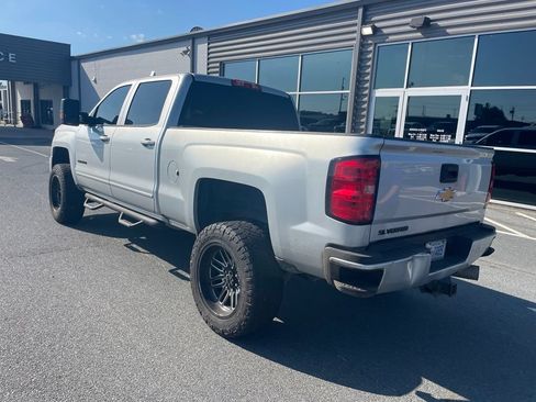 Used 2018 Chevrolet Silverado 2500 LT w/ LT Fleet Convenience Package AWD/4WD image 3