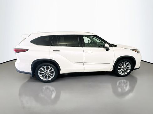 Used 2020 Toyota Highlander Limited AWD/4WD image 8