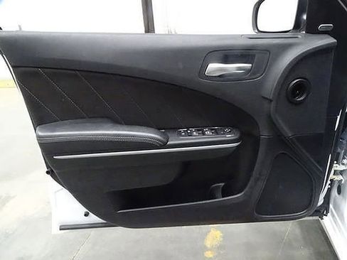 Used 2023 Dodge Charger SXT image 16